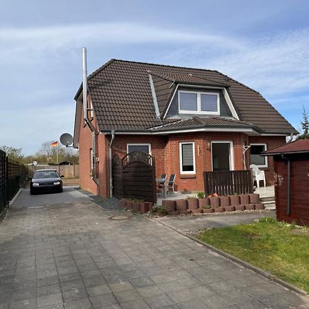 Ferienwohnung Raum Fur Ruhe Im Norden Neumünster Exterior foto
